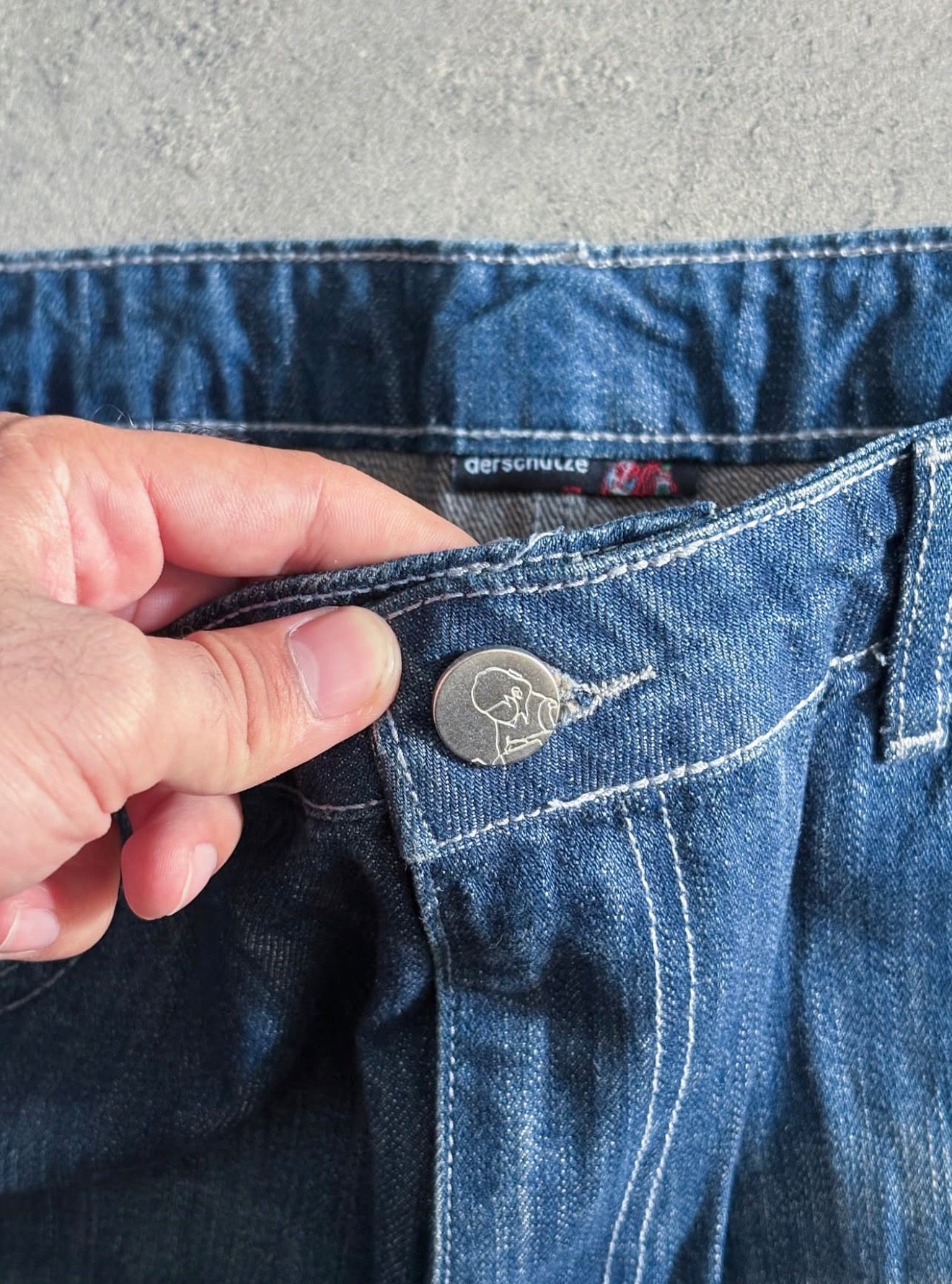 derschutze jeans