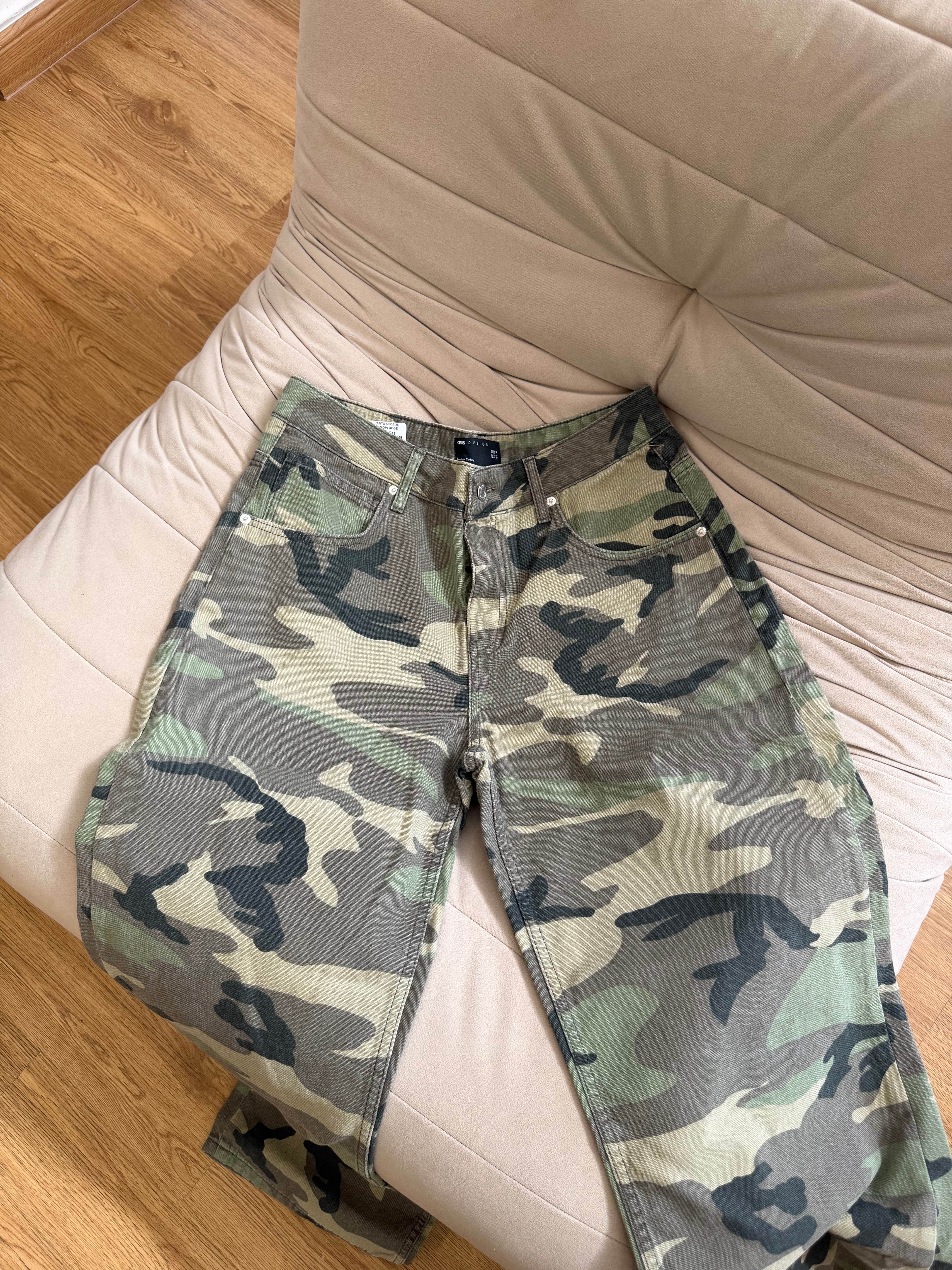 CAMO PANTS