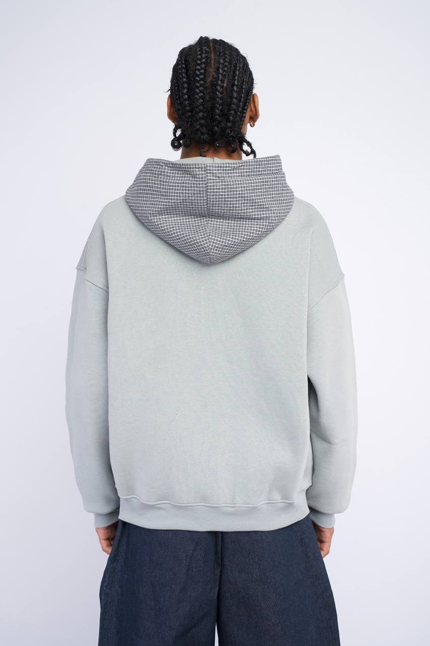 3 Thread Hoodie