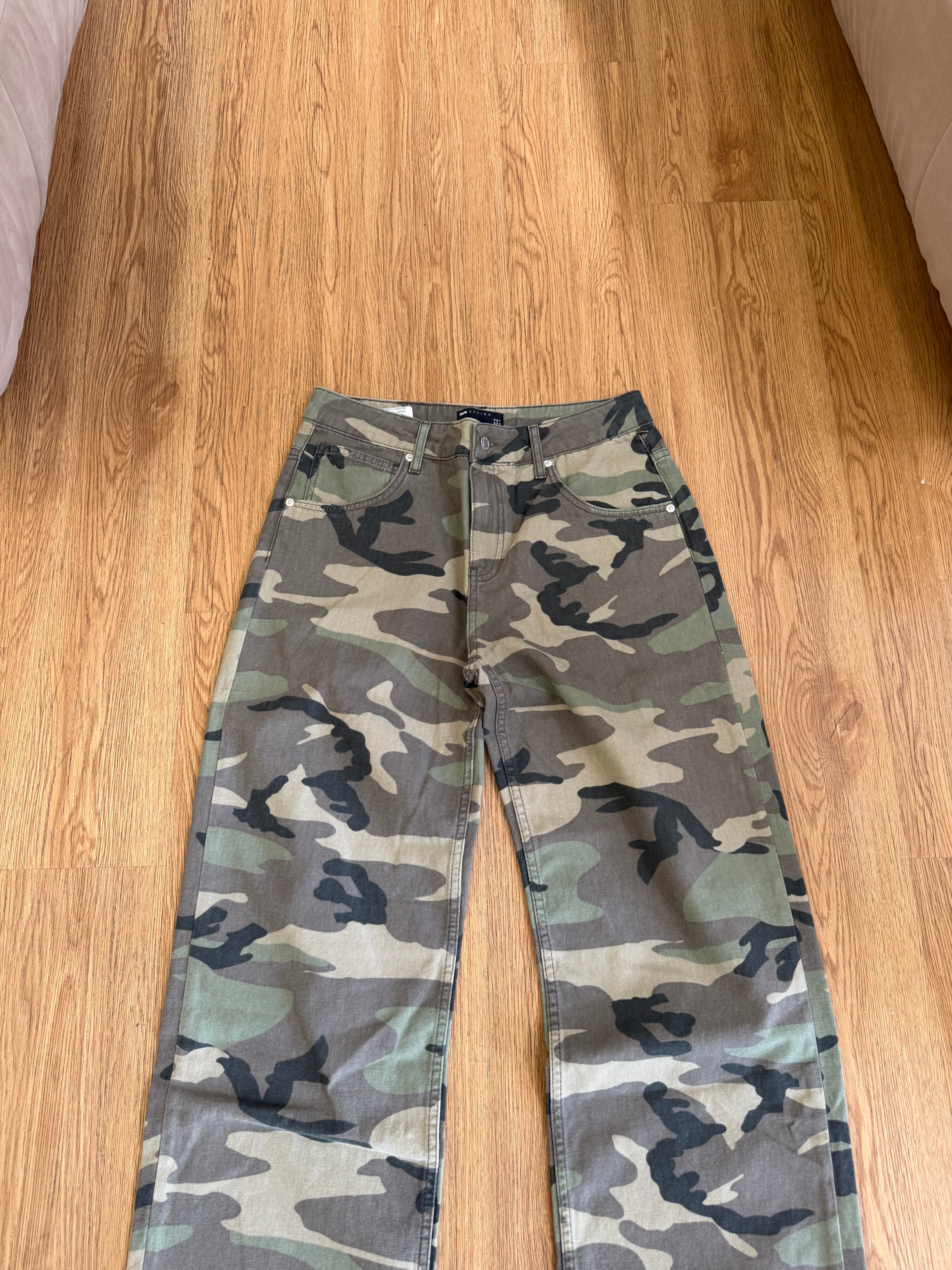 CAMO PANTS