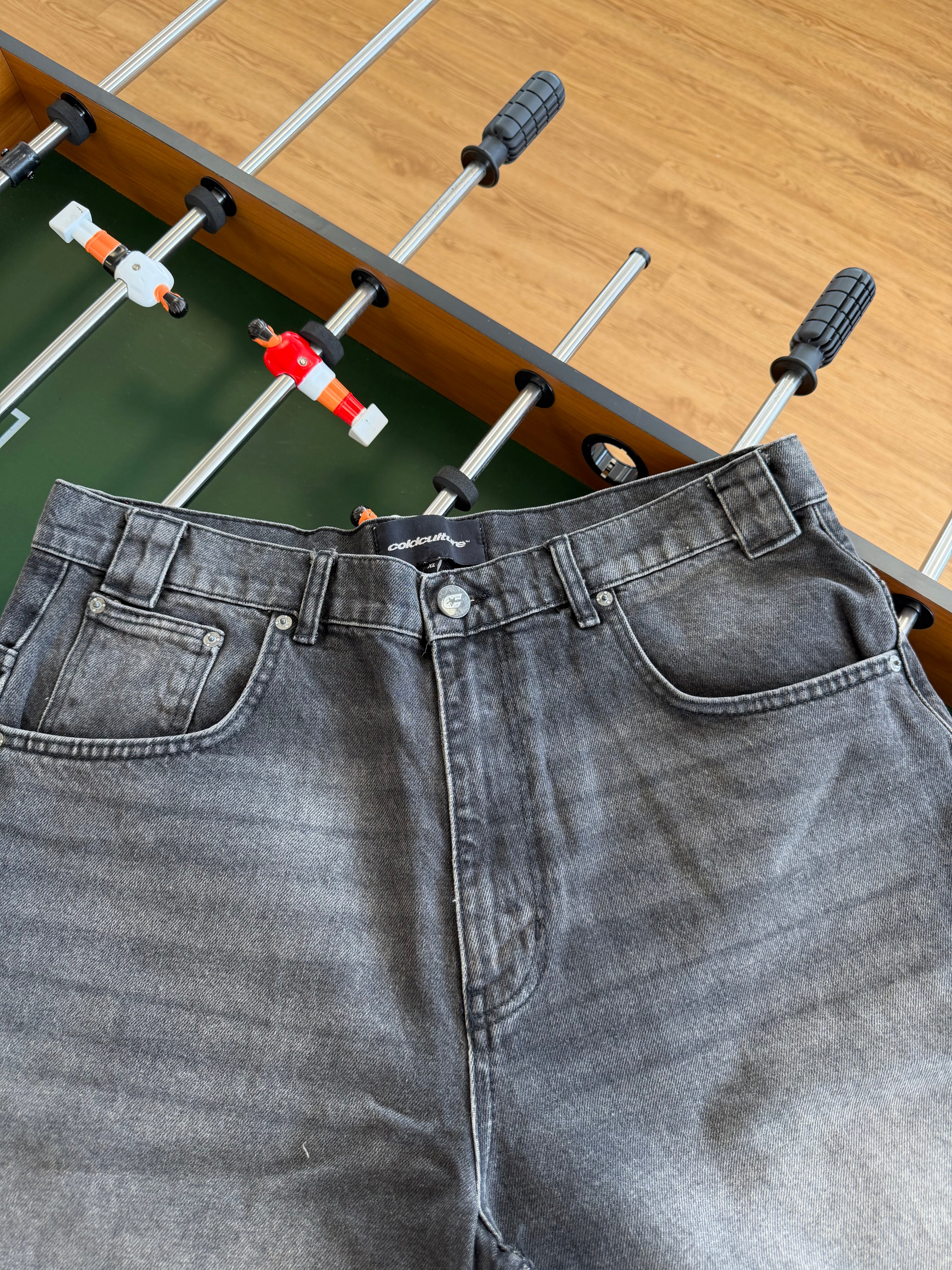 COLD CULTURE BERMUDA DENIM