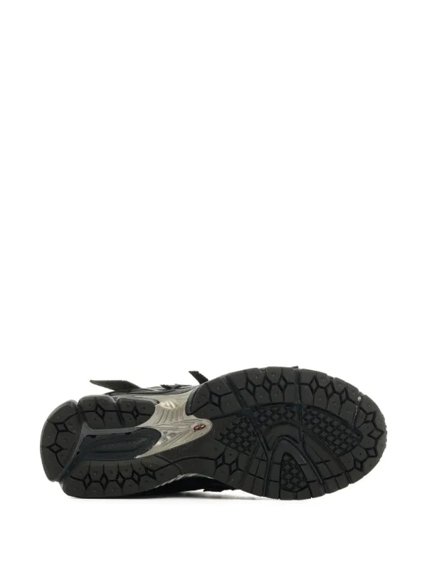 New Balance
1906R midsole sneakers
