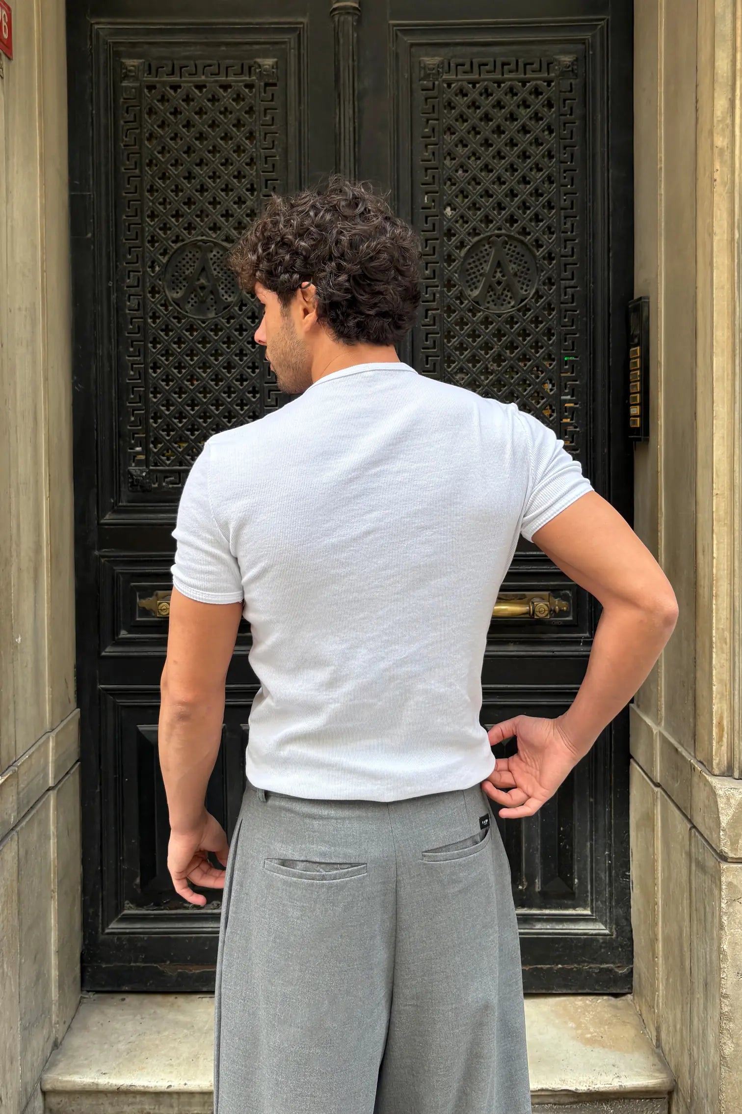 Button-down slim-fit t-shirt
