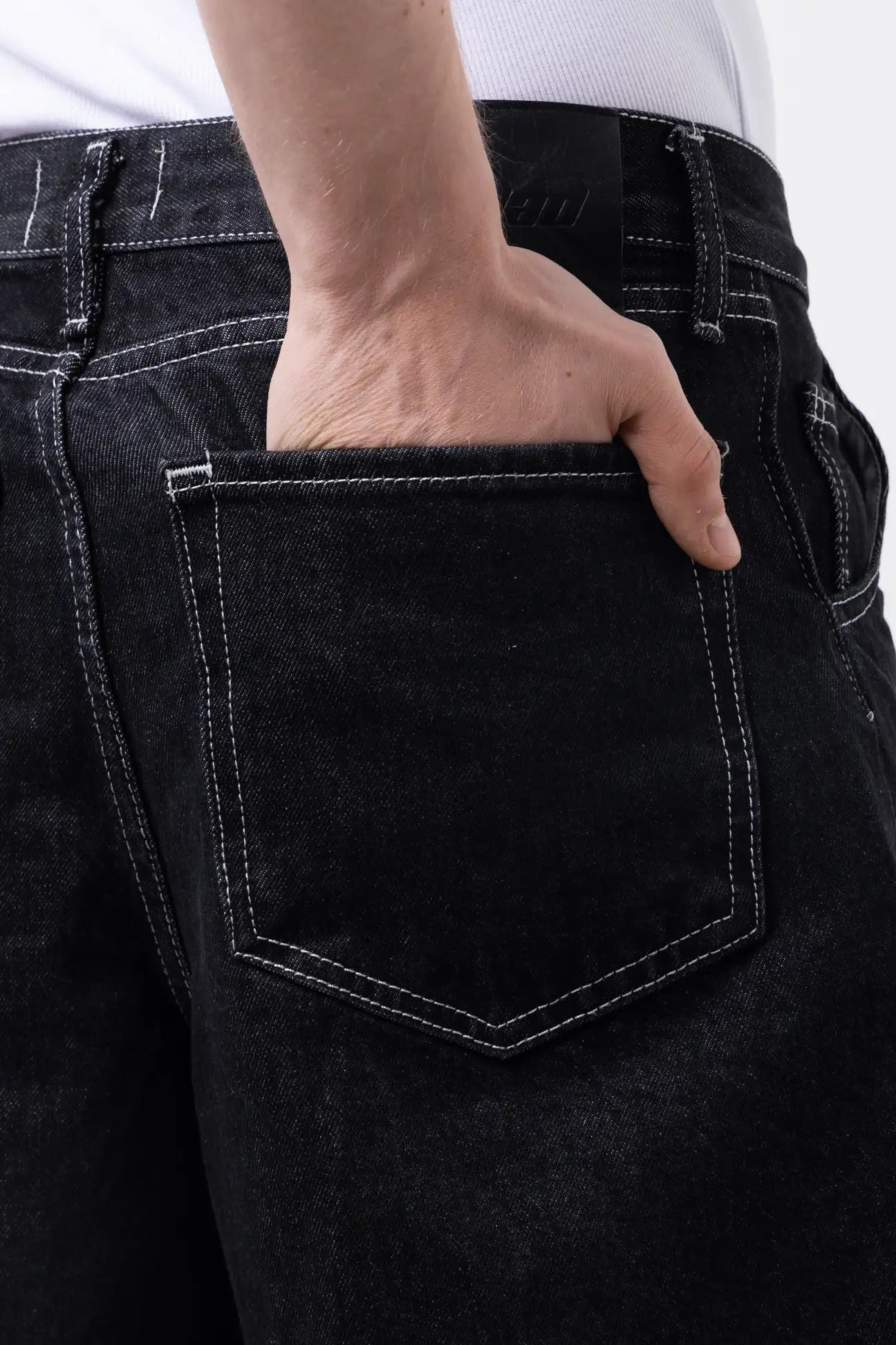 RELAXED FIT BERMUDA DENIM SHORTS