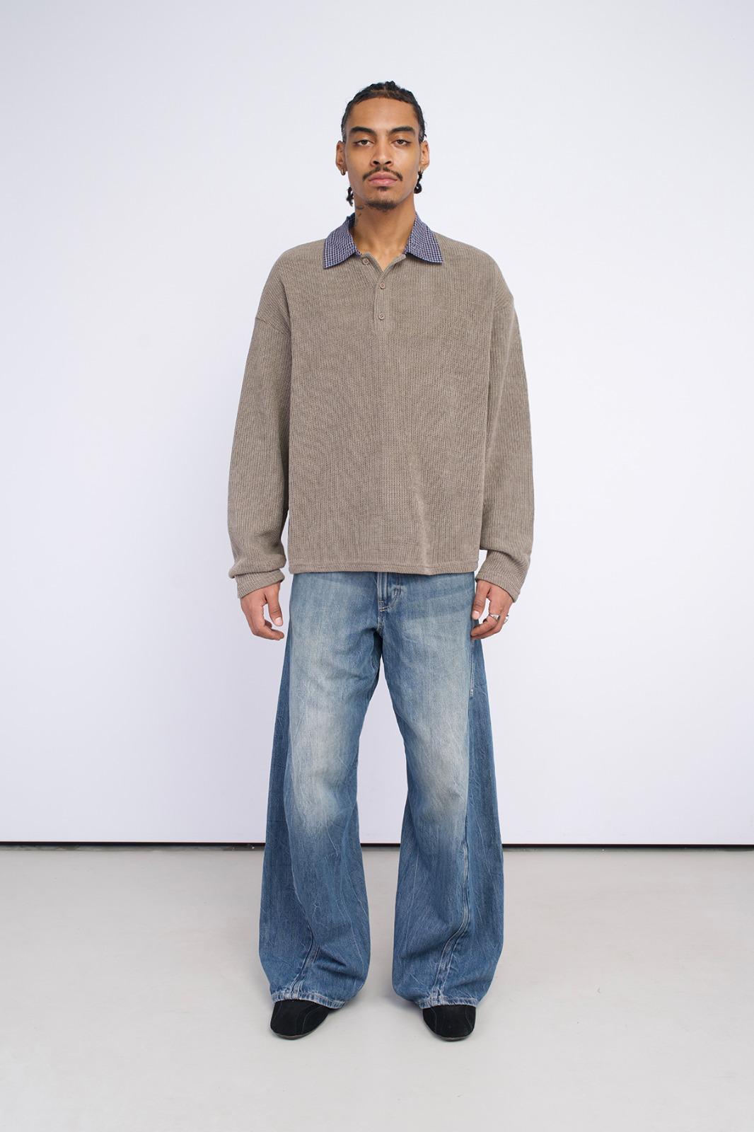 Long sleeve knitwear with collar