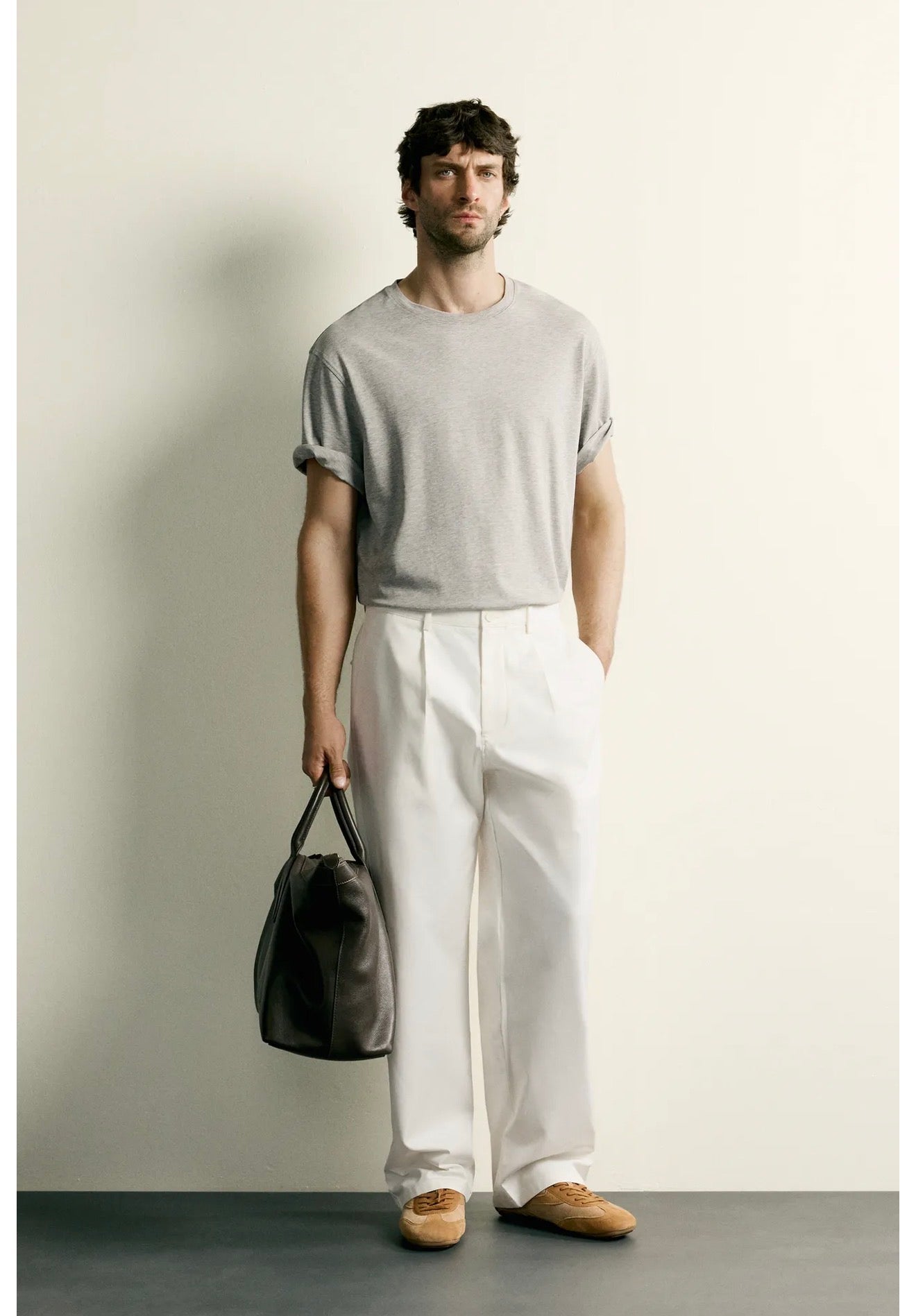 PLEATED STRAIGHT-LEG TROUSERS