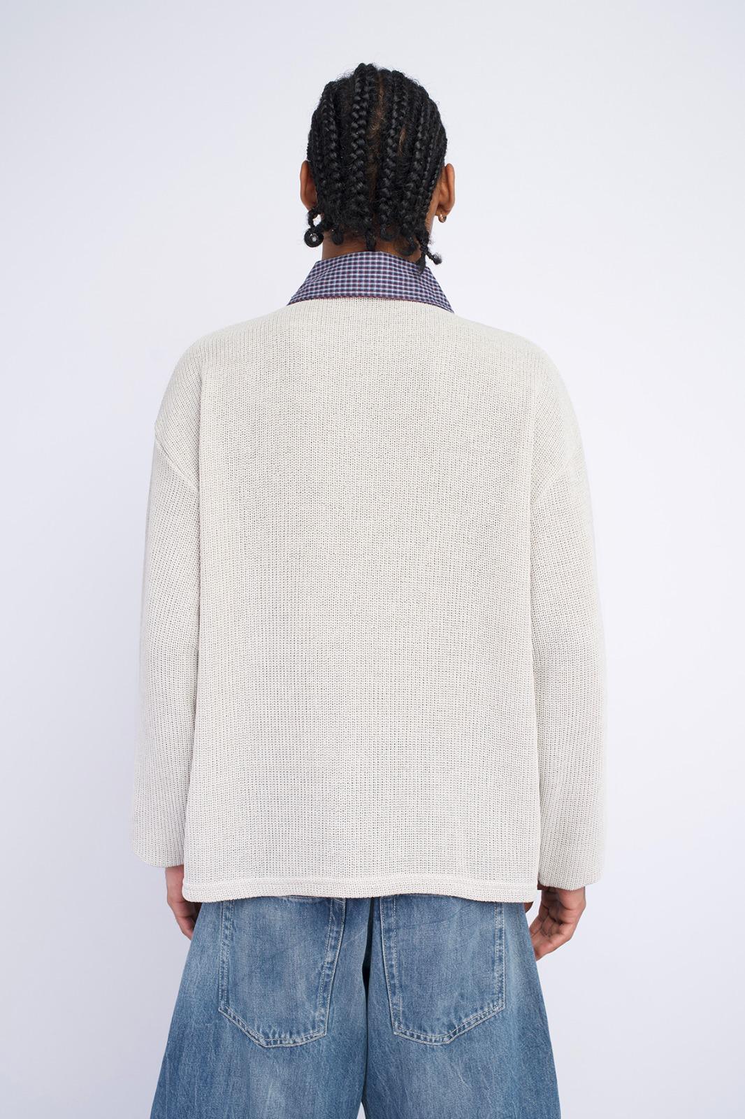 Long sleeve knitwear with collar