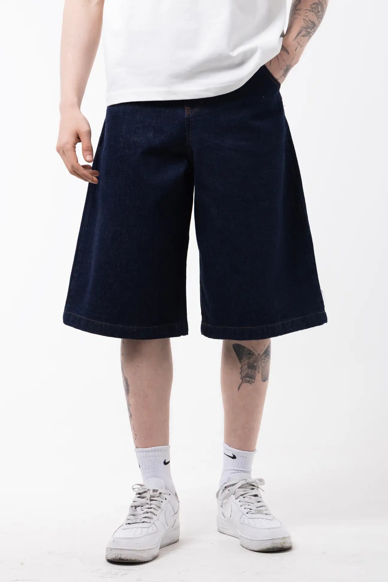 RELAXED FIT BERMUDA DENIM SHORTS