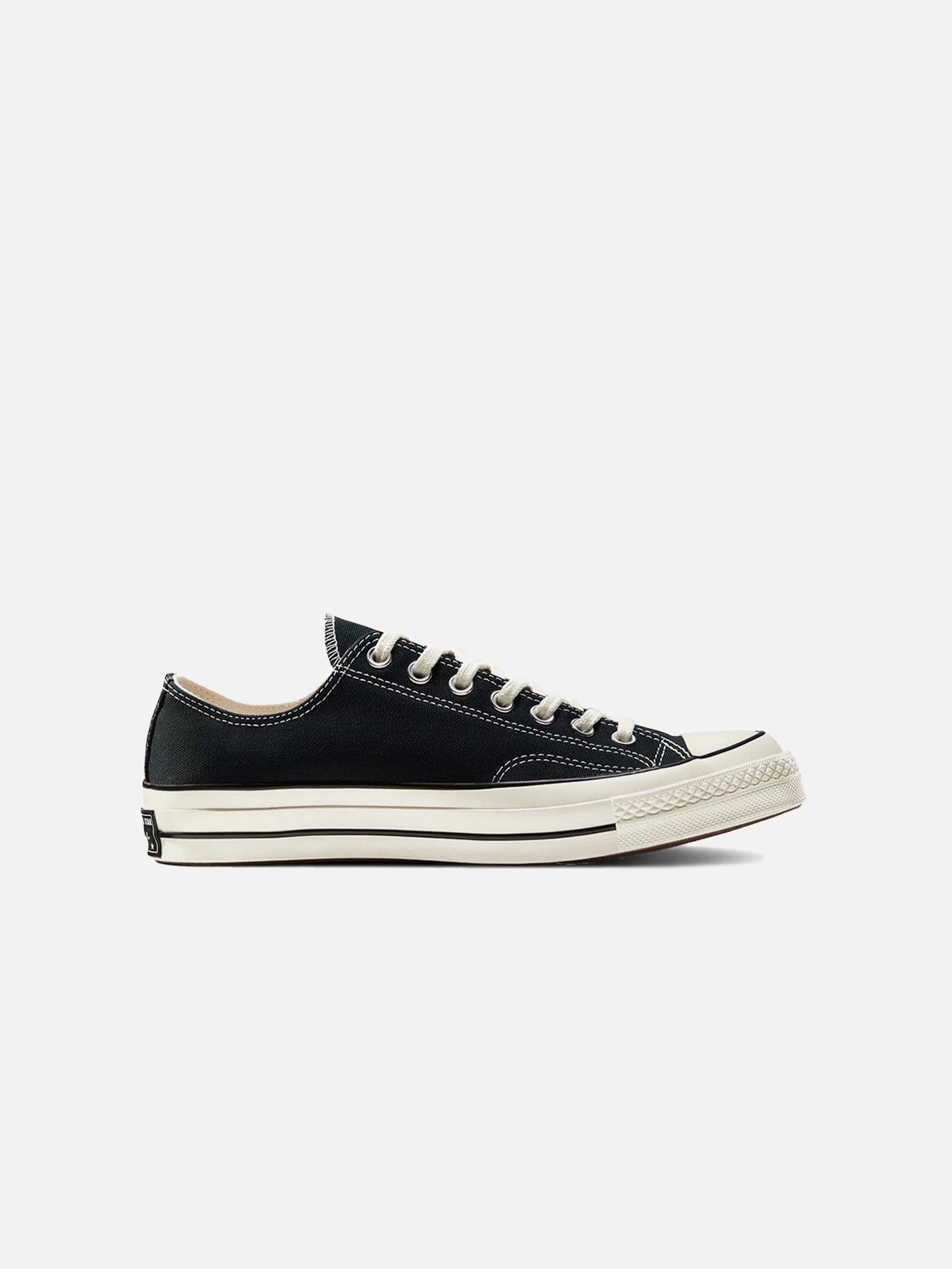 CONVERSE
Men's Chuck 70 - Black
