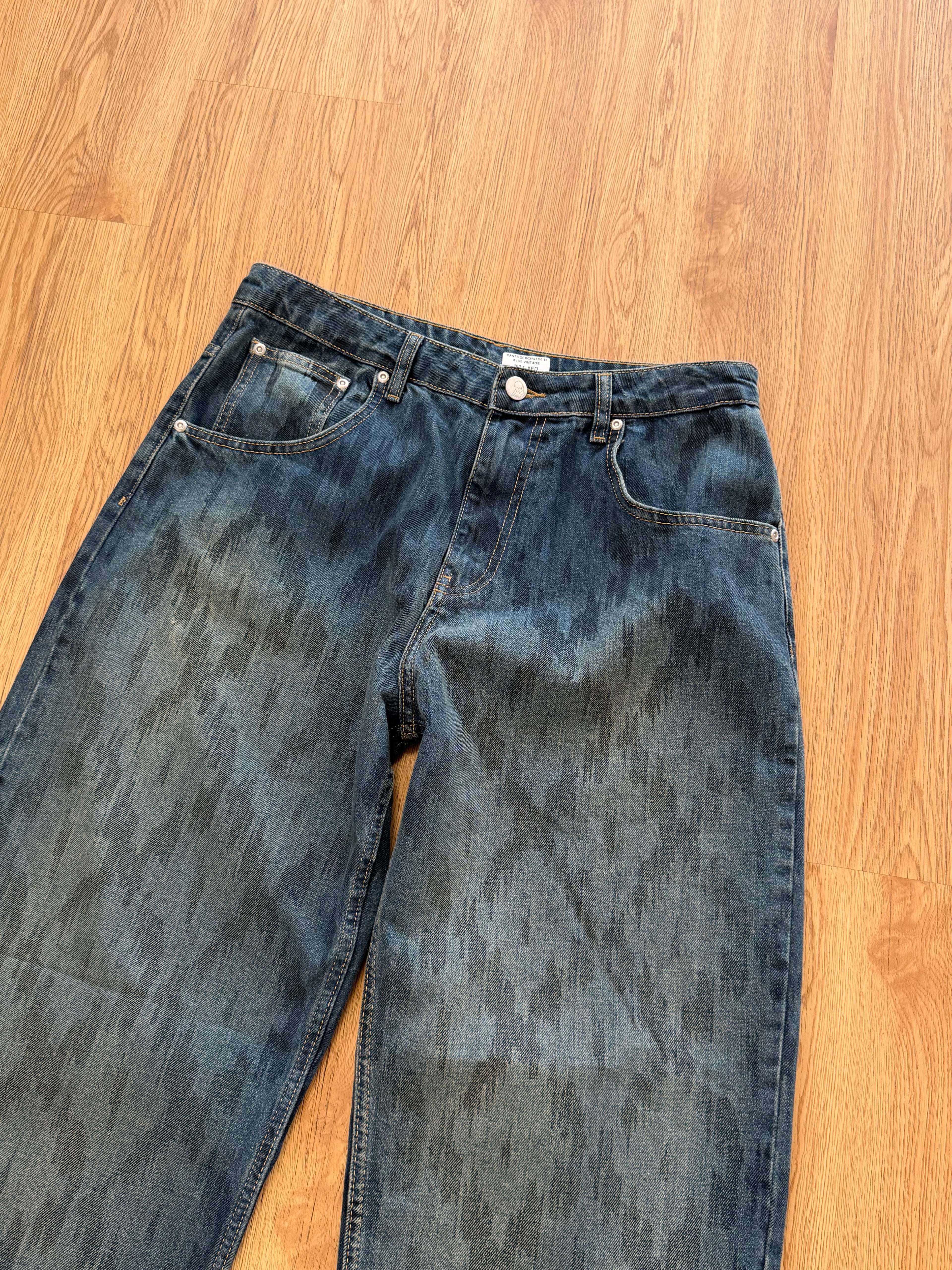 DERSCHUTZE JEANS