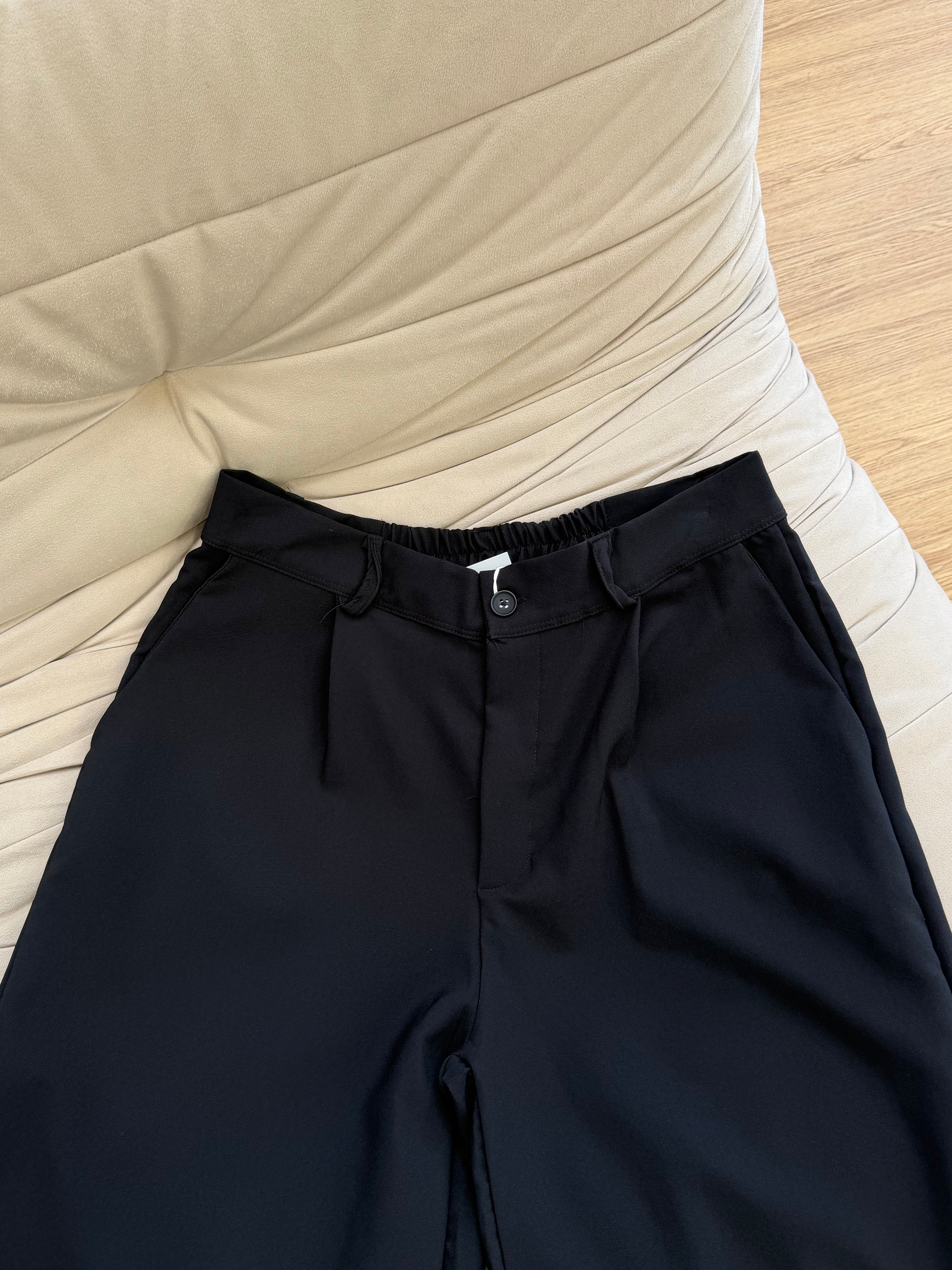 RELAXED FIT BERMUDA SHORTS