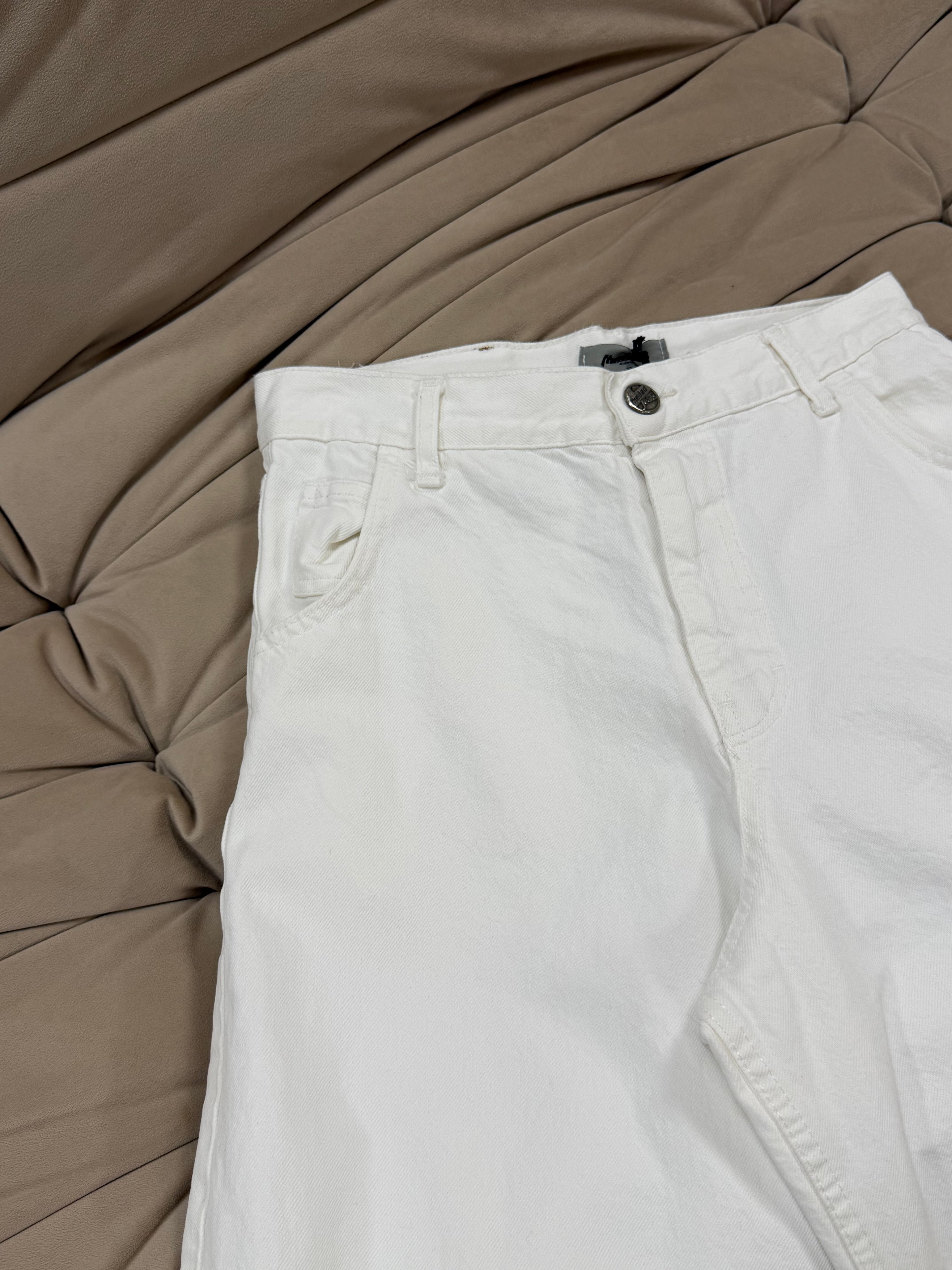 RELAXED FIT BERMUDA DENIM SHORTS