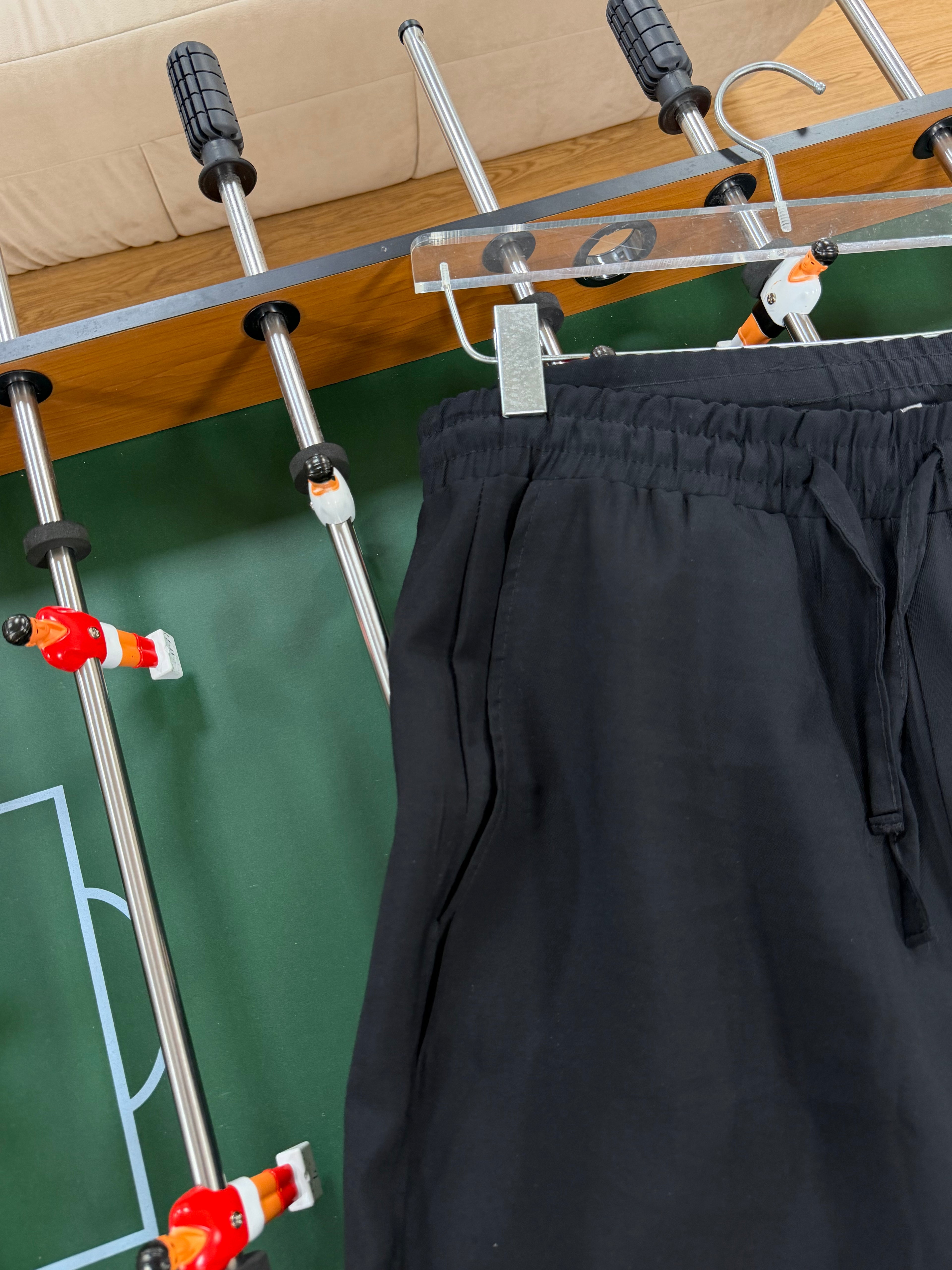 RELAXED FIT FLOWING PLEATED