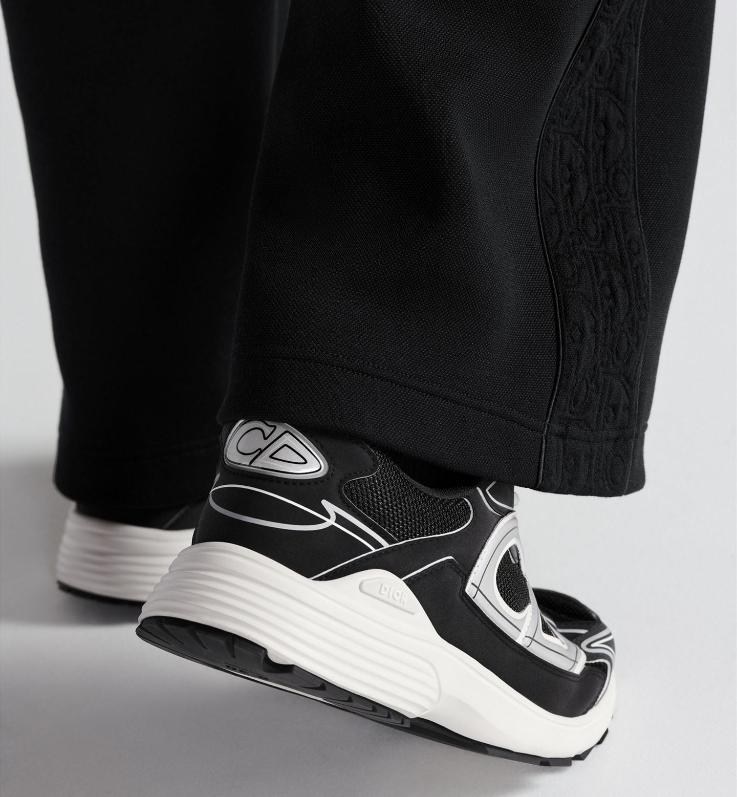 DIOR B30 Countdown Sneaker