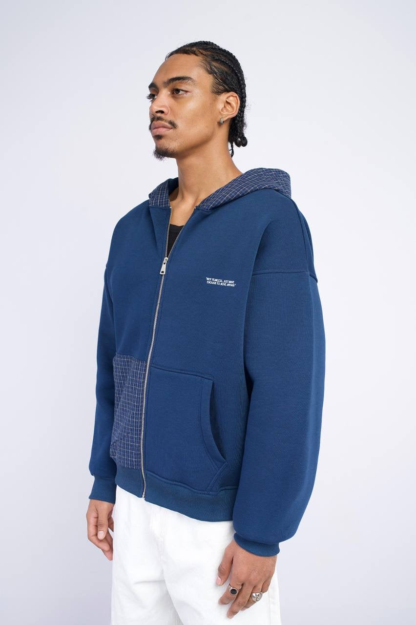 3 Thread Hoodie