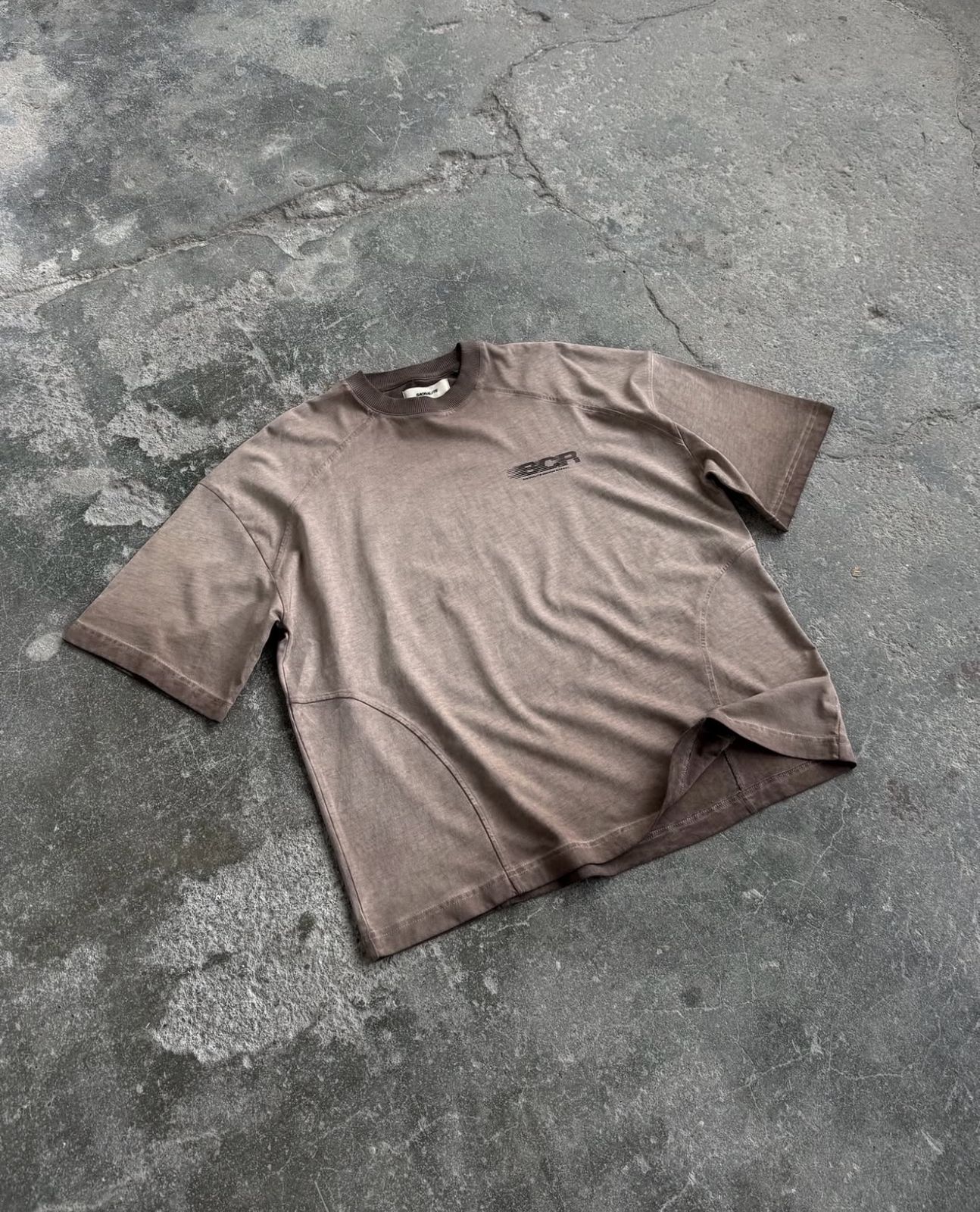 BROWN SCR T-SHIRT