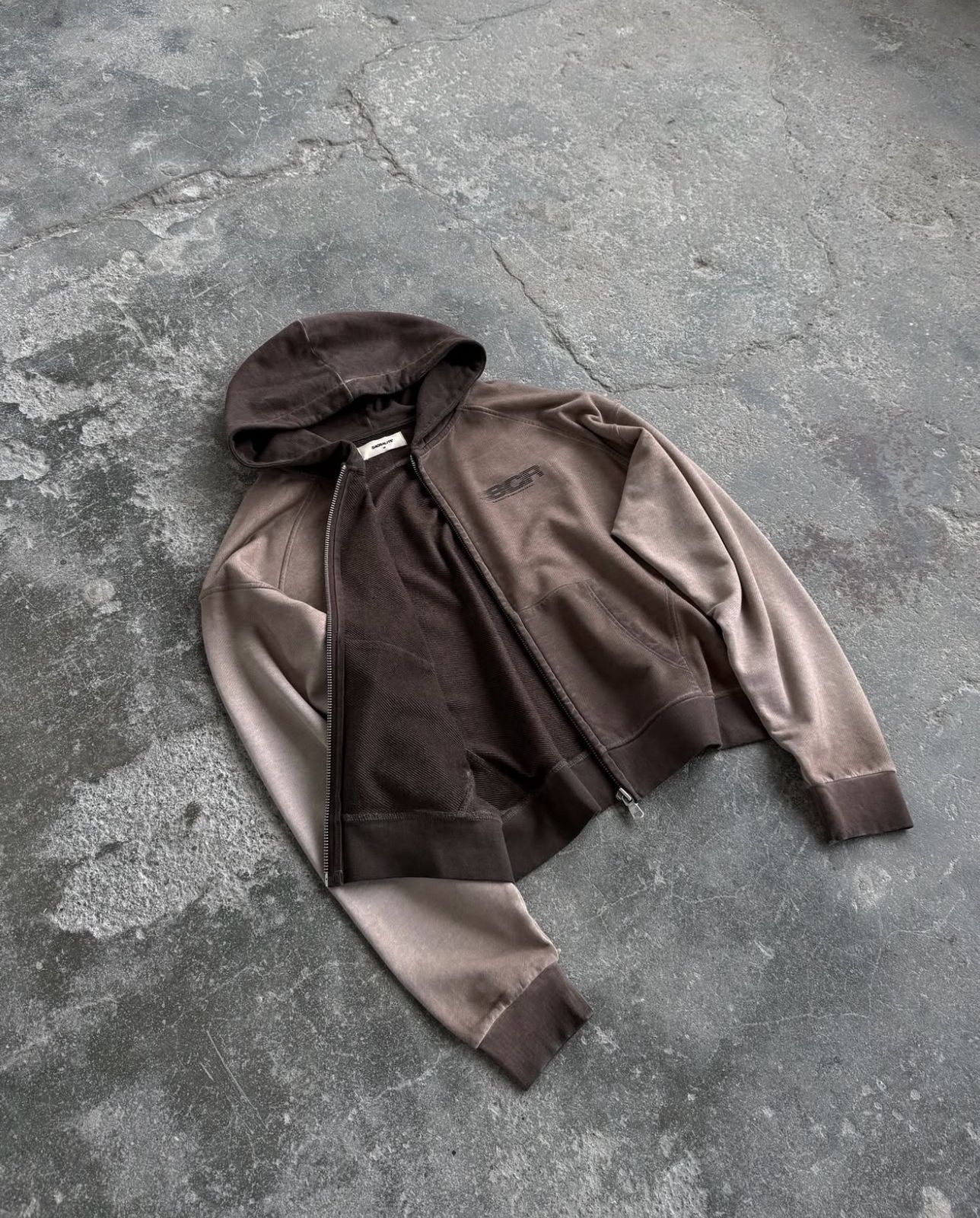 SCR HOODIE - BROWN