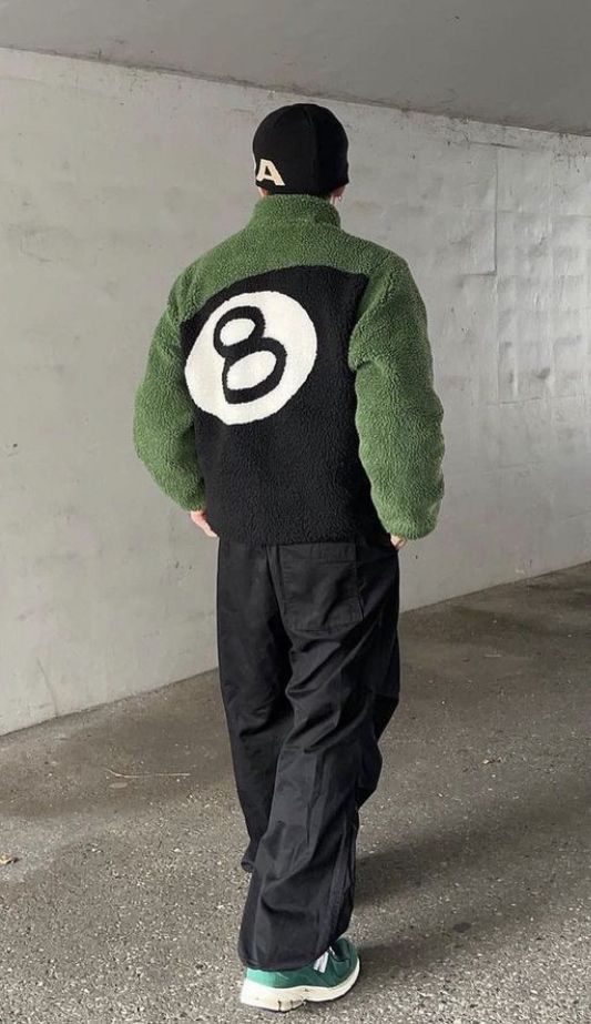 STUSSY 8 BALL SHERPA REVERSIBLE JACKET – GREEN