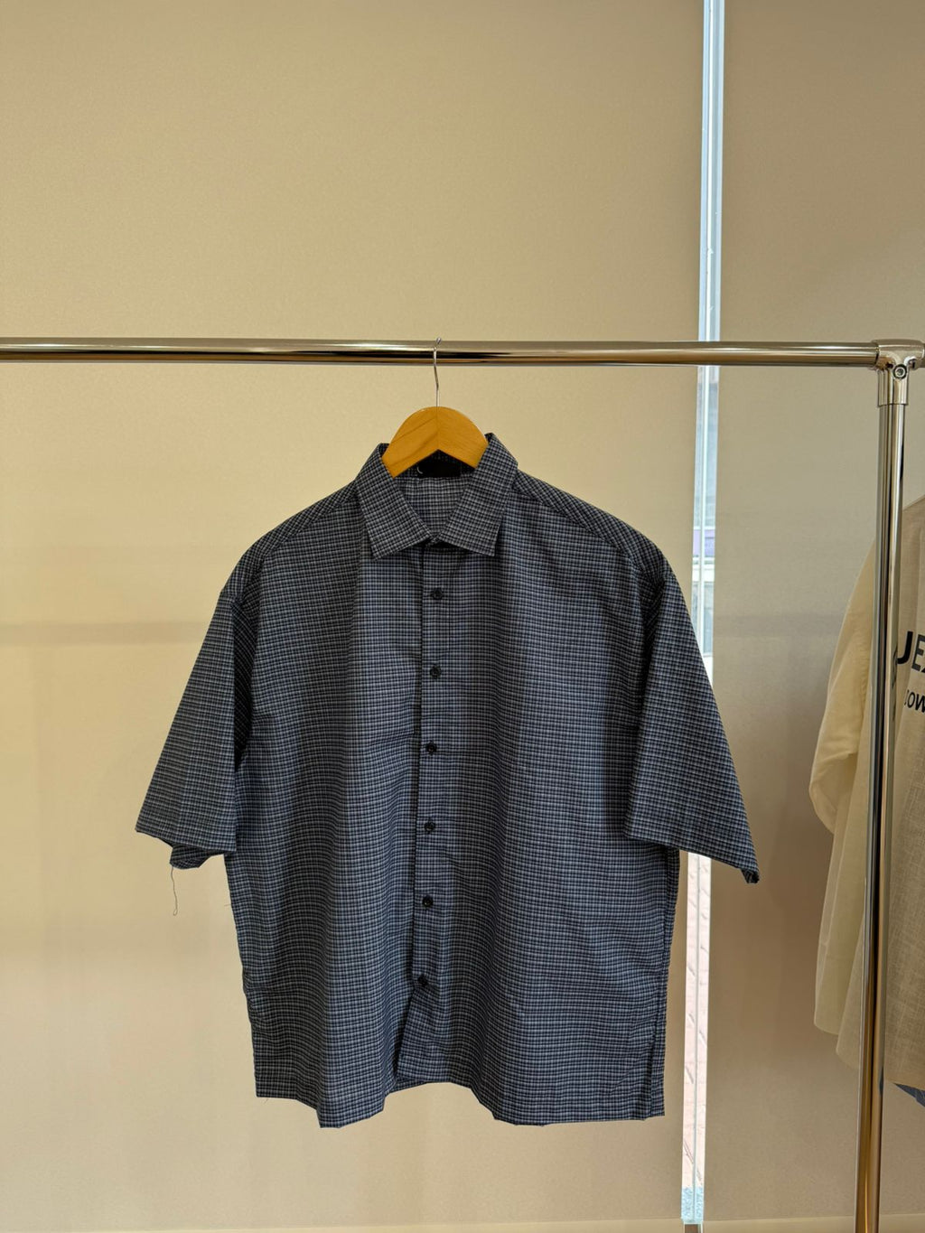 DARK BLUE SHORT-SLEEVE MICRO-CHECK SHIRT