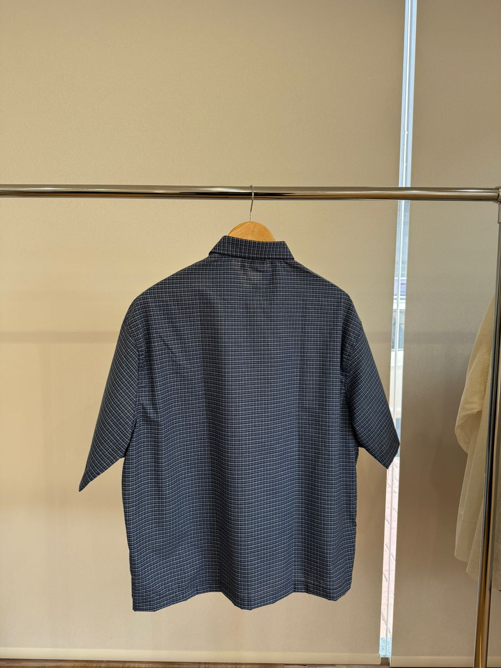 DARK BLUE SHORT-SLEEVE MICRO-CHECK SHIRT