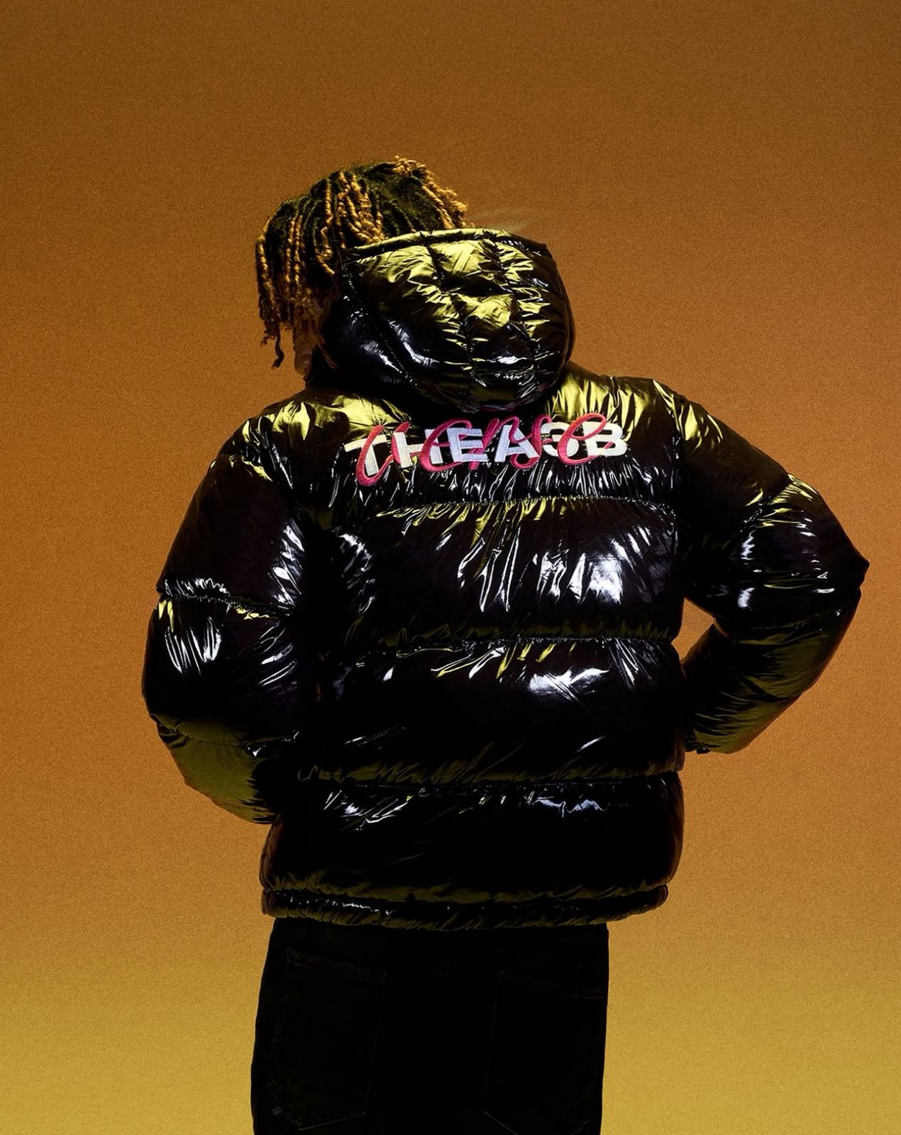 BLACK SHINY PUFFER JACKET