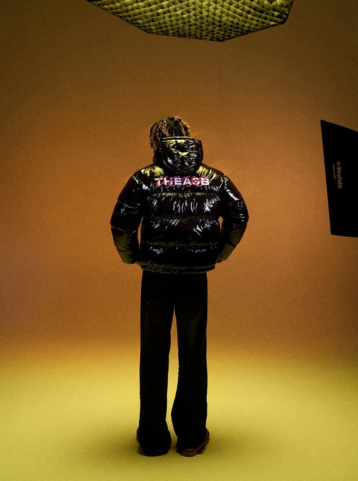 BLACK SHINY PUFFER JACKET