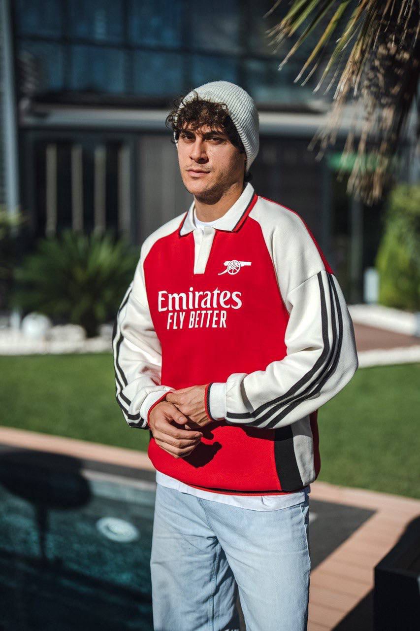 RED POLO COLLAR SWEATSHIRT