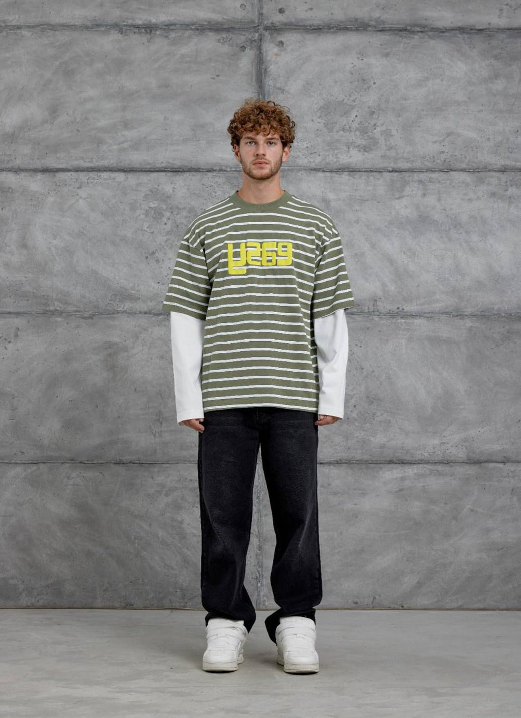 GREEN STRIPED WHITE-SLEEVE SWEATSHIRT