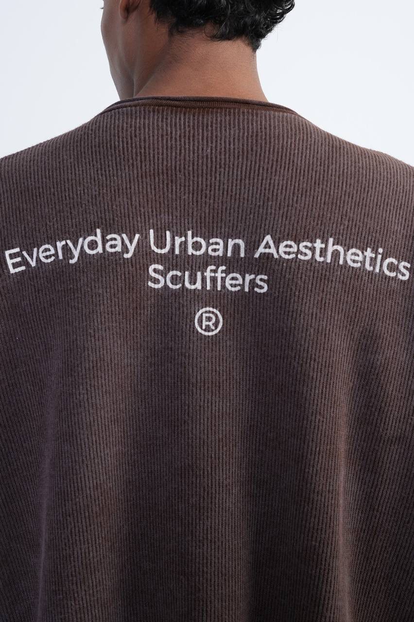 DARK BROWN RIBBED SWEATSHIRT