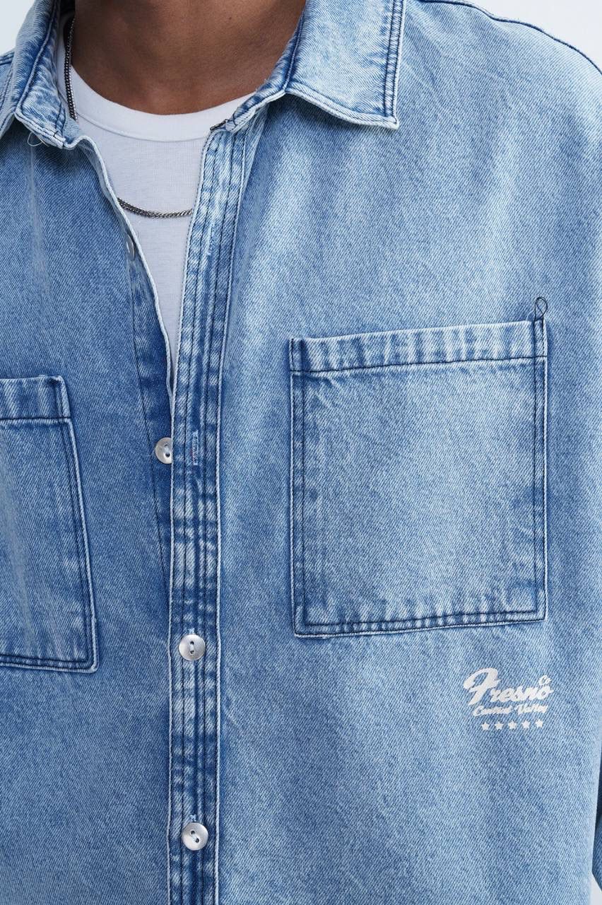 LIGHT WASH DENIM LONG-SLEEVE OVERSHIRT