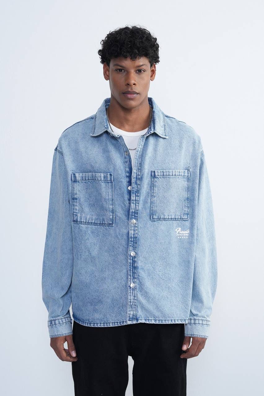 LIGHT WASH DENIM LONG-SLEEVE OVERSHIRT