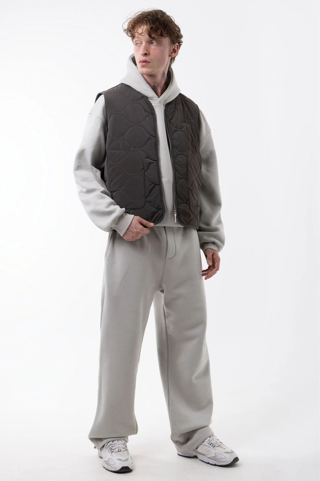 DARK BROWN QUILTED VEST