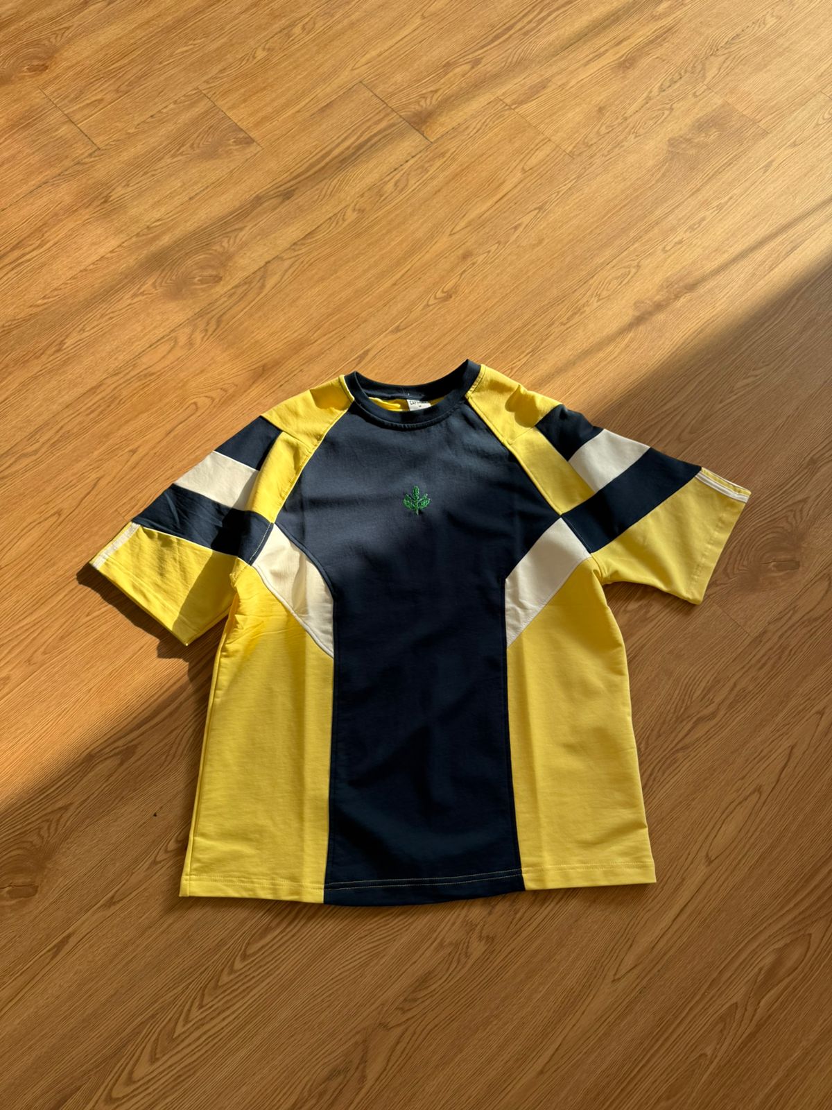 YELLOW & NAVY BLOCK T-SHIRT